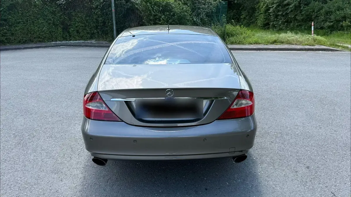 Gebraucht Mercedes CLS320 224 PS (164 kW) 2007 Grau Coupé
