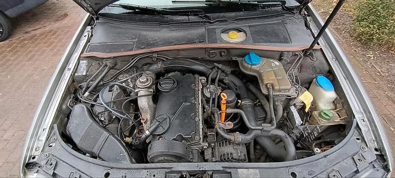 Gebraucht Audi A6 131 PS (96 kW) 2000 Andere farben Kombi