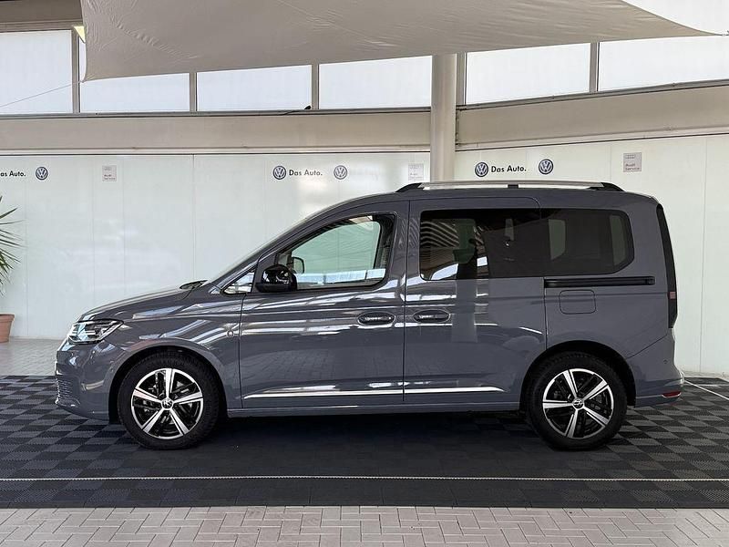 Gebraucht VW Caddy Style 116 PS (85 kW) 2024 Grau Van / Kleinbus
