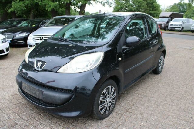 Gebraucht Peugeot 107 Filou 68 PS (50 kW) 2006 Schwarz metallic Kleinwagen
