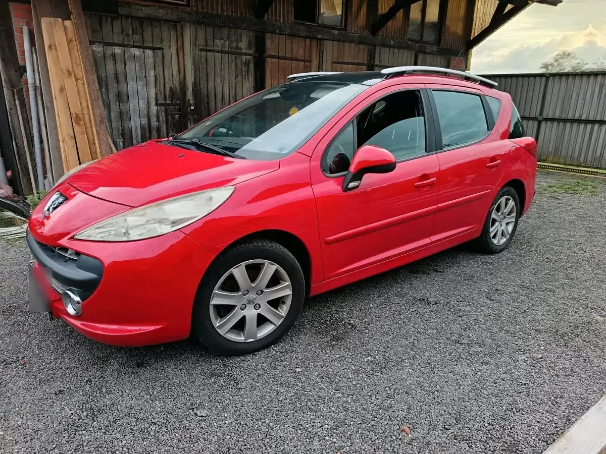 Gebraucht Peugeot 207 109 PS (80 kW) 2007 Rot Kombi