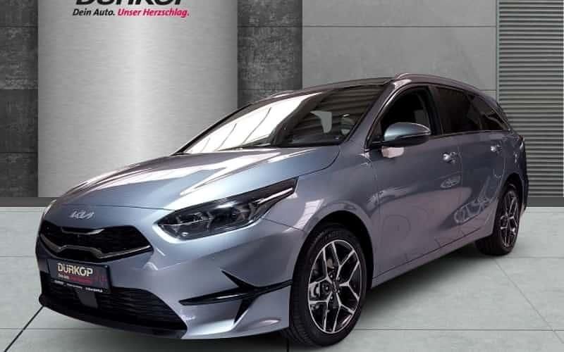 Silber Neu 2025 Kia Ceed Sportswagon Kombi | 28.278 € (Fairer Preis) - Bild 1/4