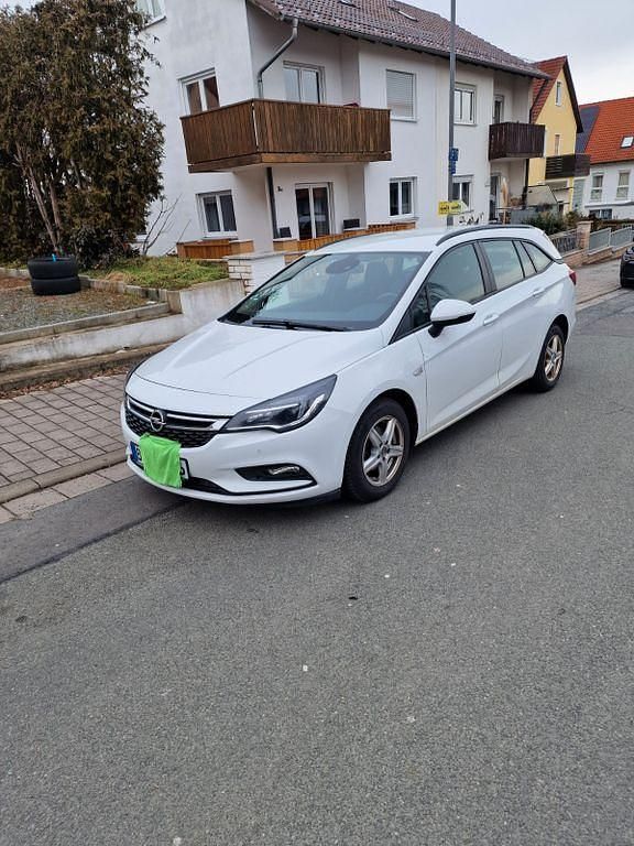 Gebraucht Opel Astra Edition 150 PS (110 kW) 2019 Weiß Kombi