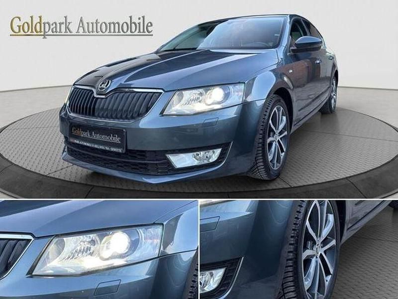 Usado Skoda Octavia 110 HP (80 kW) 2015 Prateado Sedan