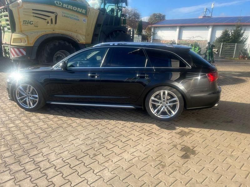 Schwarz Gebraucht 2015 Audi A6 Allroad Sport Kombi | 25.500 € (Etwas zu teuer) - Bild 1/4