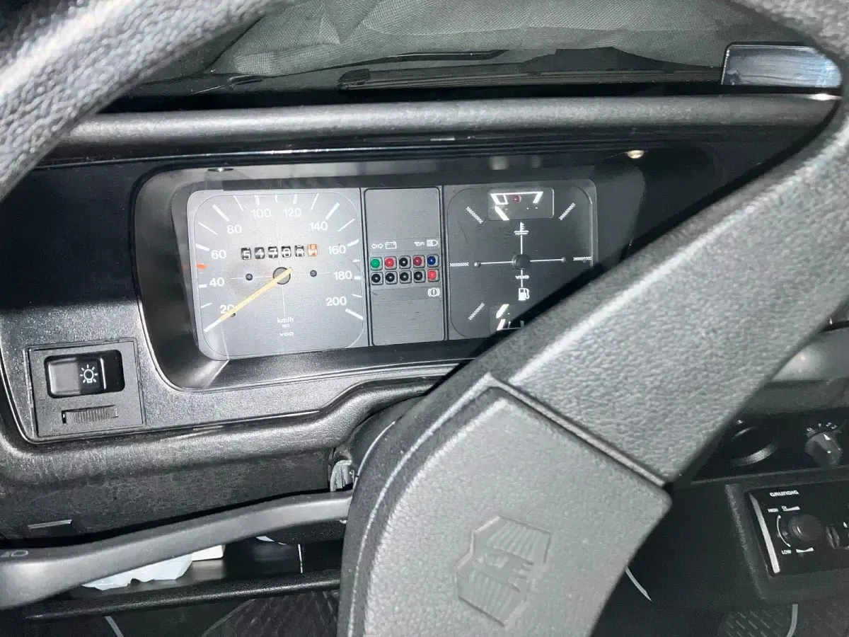Gebraucht VW Polo 50 PS (36 kW) 1986 Weiß Coupé