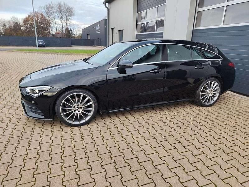 Gebraucht Mercedes CLA200 AMG 163 PS (119 kW) 2021 Kosmosschwarz Kombi