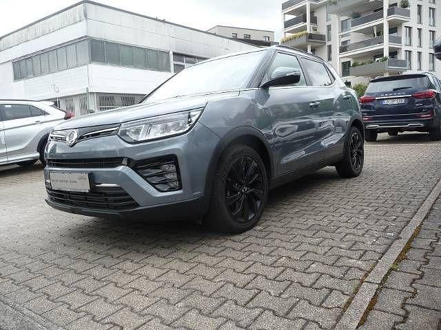 Grau Gebraucht 2023 Ssangyong Tivoli Sapphire Limousine | 18.990 € (Guter Preis) - Bild 1/4