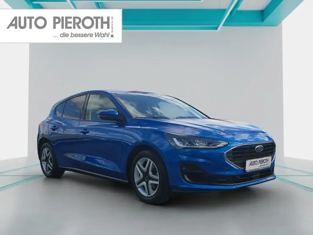 Gebraucht Ford Focus Cool & Connect 101 PS (74 kW) 2022 Blau Limousine