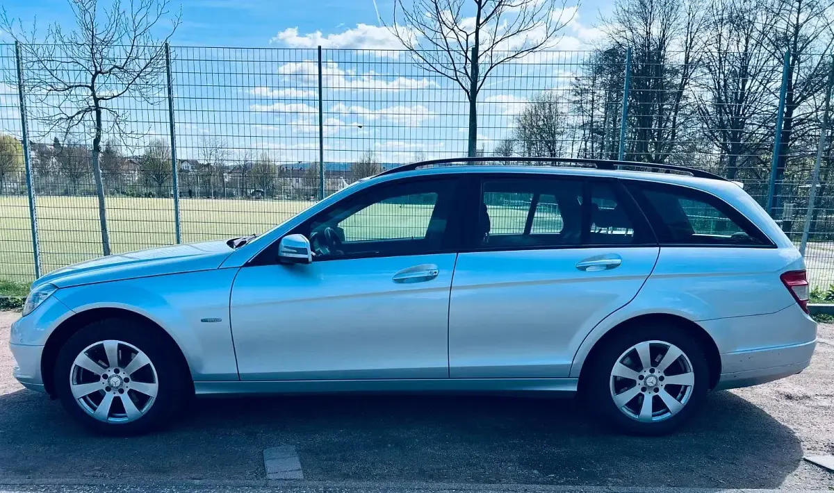 Gebraucht Mercedes C200 184 PS (135 kW) 2010 Silber Kombi