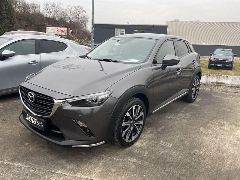 Matrixgrau metallic (metallic) Gebraucht 2019 Mazda CX-3 SUV | 16.990 € (Etwas zu teuer) - Bild 1/4