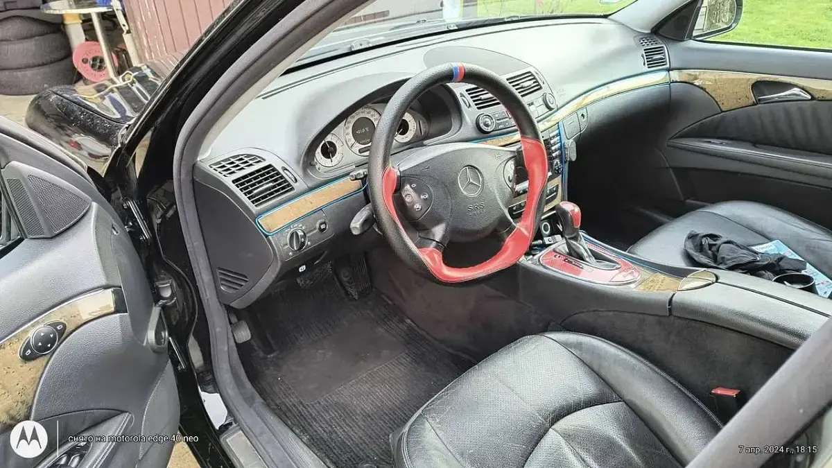 Gebraucht Mercedes E320 Avantgarde 204 PS (150 kW) 2004 Schwarz Kombi