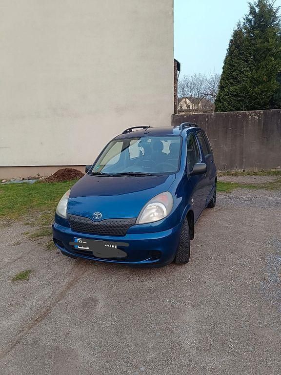 Gebraucht Toyota Yaris Verso 87 PS (63 kW) 2002 Blau Van / Kleinbus