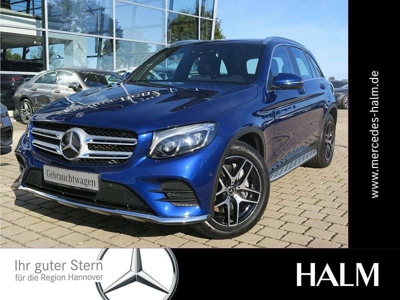 Blau Gebraucht 2018 Mercedes GLC250 AMG line SUV | 34.850 € (Etwas zu teuer) - Bild 1/4