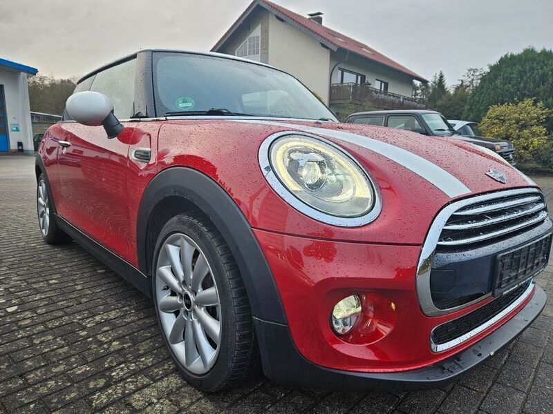 Rot Gebraucht 2017 Mini Cooper Kleinwagen | 12.500 € (Guter Preis) - Bild 1/4