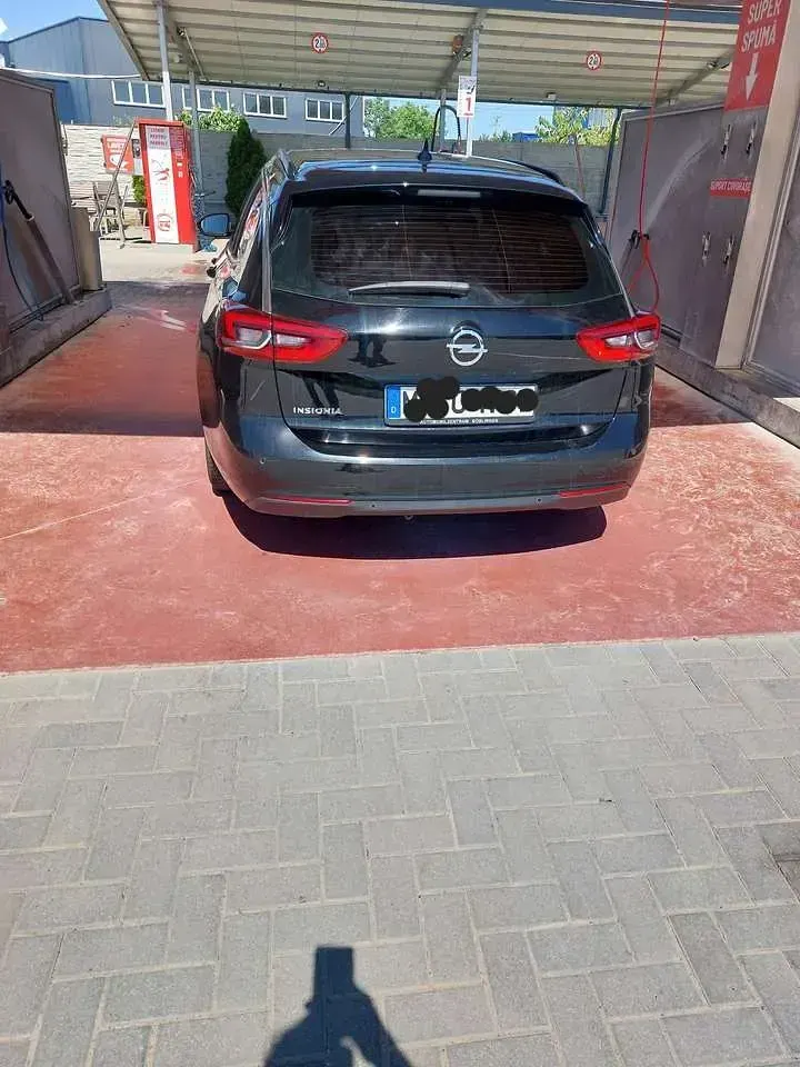 Gebraucht Opel Insignia Business Innovation 136 PS (100 kW) 2019 Schwarz Kombi