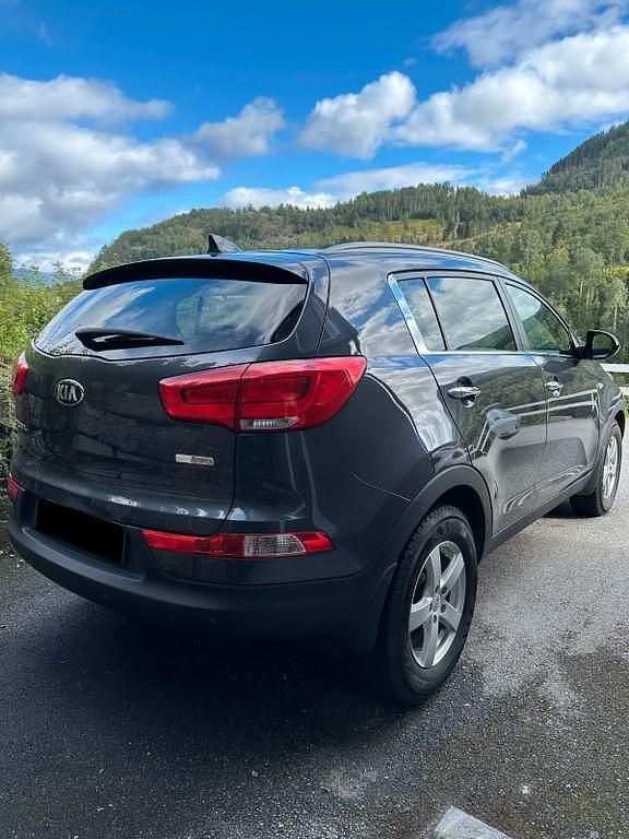 Gebraucht Kia Sportage Attract 132 PS (97 kW) 2016 Grau SUV