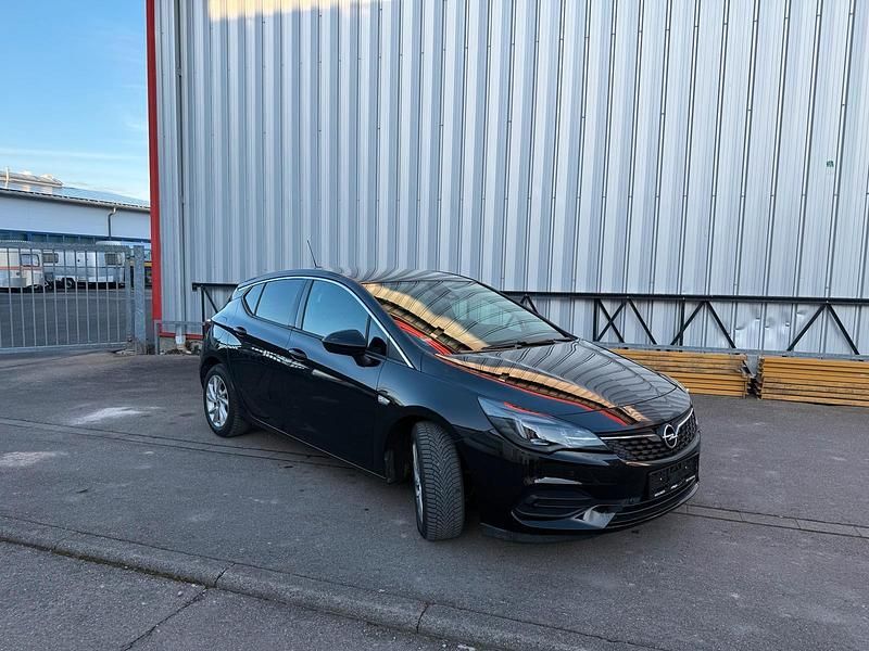 Gebraucht Opel Astra 145 PS (106 kW) 2021 Schwarz Limousine