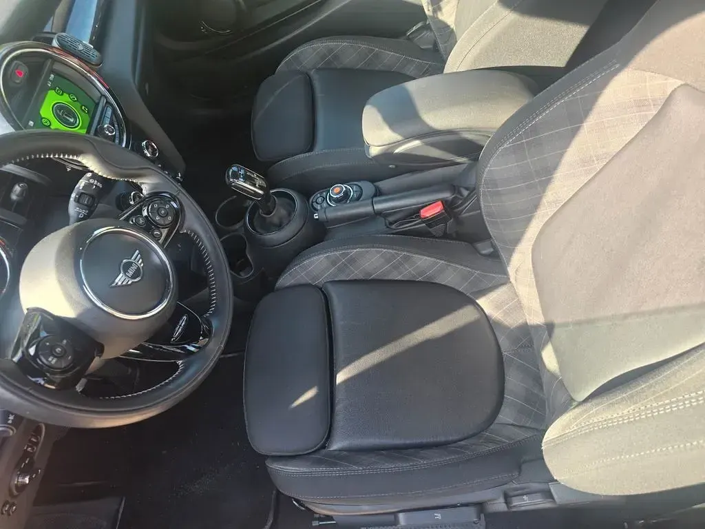 Gebraucht Mini Cooper 136 PS (100 kW) 2020 Orange Kleinwagen