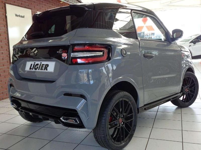 Neu Ligier JS50 2026 Asphaltgrau Kleinwagen