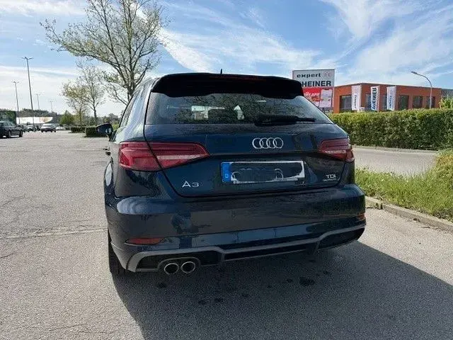 Gebraucht Audi A3 S-Line 150 PS (110 kW) 2016 Blau Limousine
