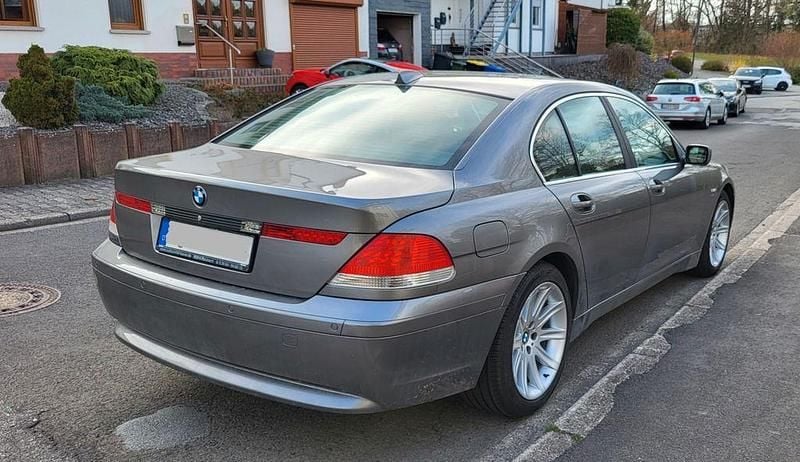 Gebraucht BMW 735 272 PS (200 kW) 2003 Grau Limousine