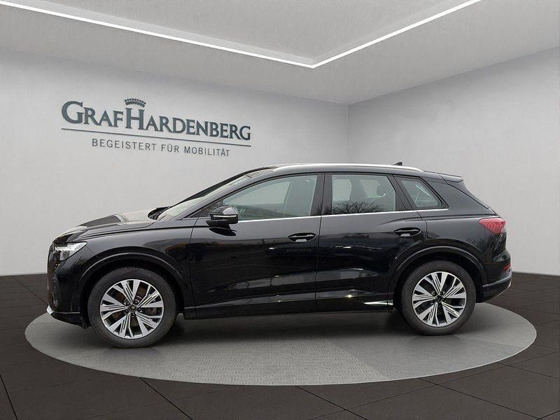 Gebraucht Audi Q4 e-tron Advanced 194 kW (265 PS) 2023 Mythosschwarz metallic SUV