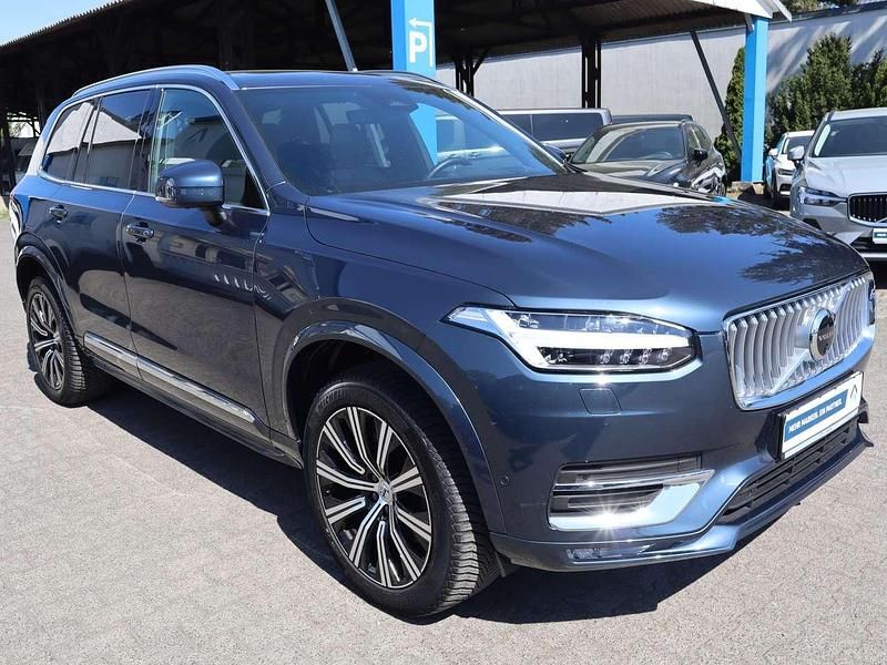 Second-hand Volvo XC90 Ultimate 235 CP (172 kW) 2024 Albastru SUV