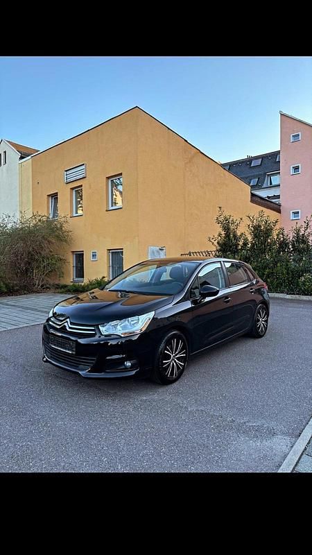 Schwarz Gebraucht 2012 Citroën C4 Kleinwagen | 3.999 € (Etwas zu teuer) - Bild 1/4