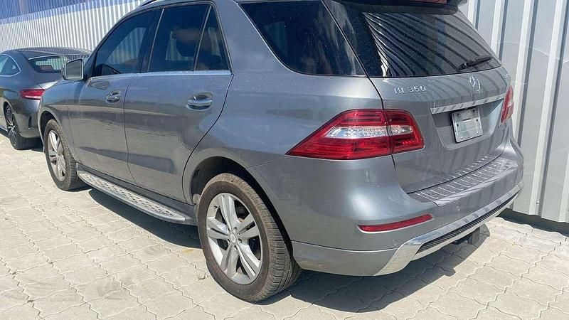 Gebraucht Mercedes ML350 258 PS (189 kW) 2013 Grau SUV