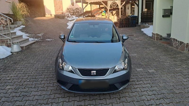Begagnad Seat Ibiza Reference 75 HK (55 kW) 2017 Grå Halvkombi