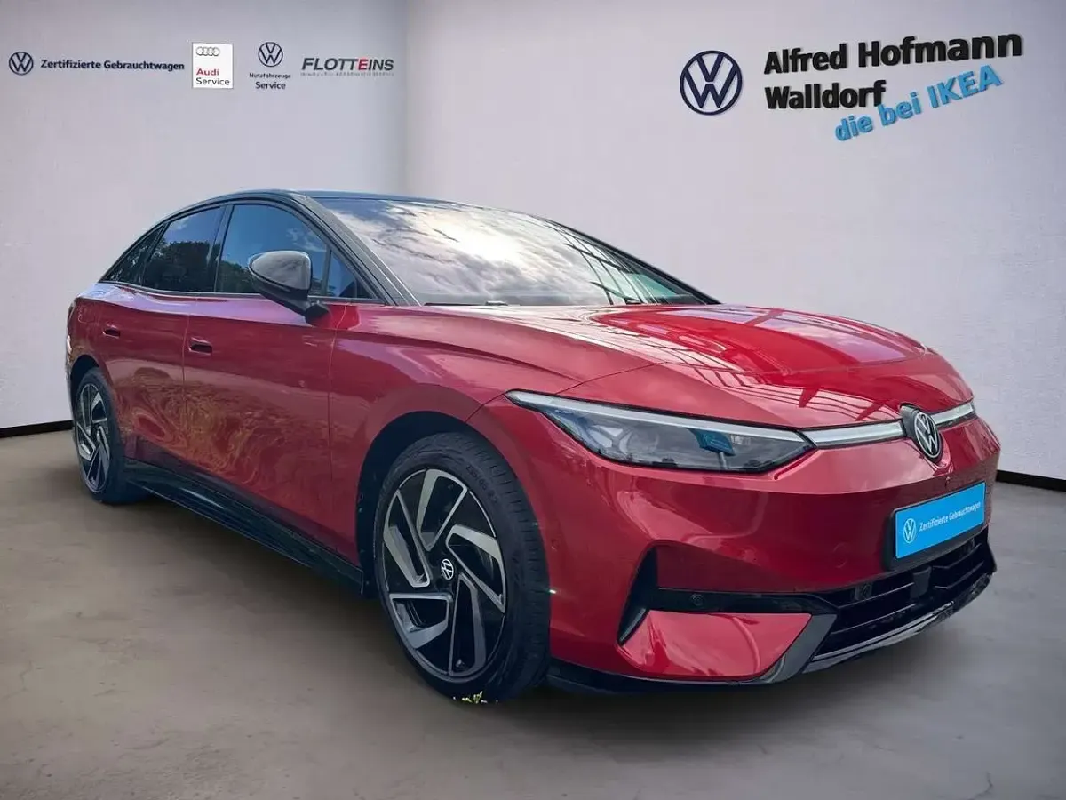 Gebraucht VW ID.7 Pro 210 kW (286 PS) 2025 Rot Limousine