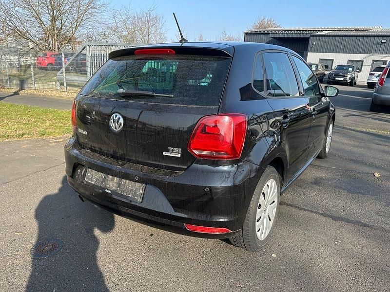 Gebraucht VW Polo Allstar 90 PS (66 kW) 2017 Schwarz Limousine