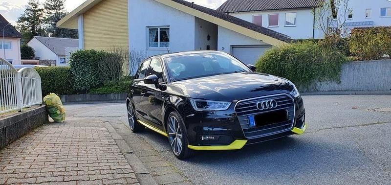 Schwarz Gebraucht 2017 Audi A1 Sportback S-Line Kleinwagen | 12.000 € (Fairer Preis) - Bild 1/4