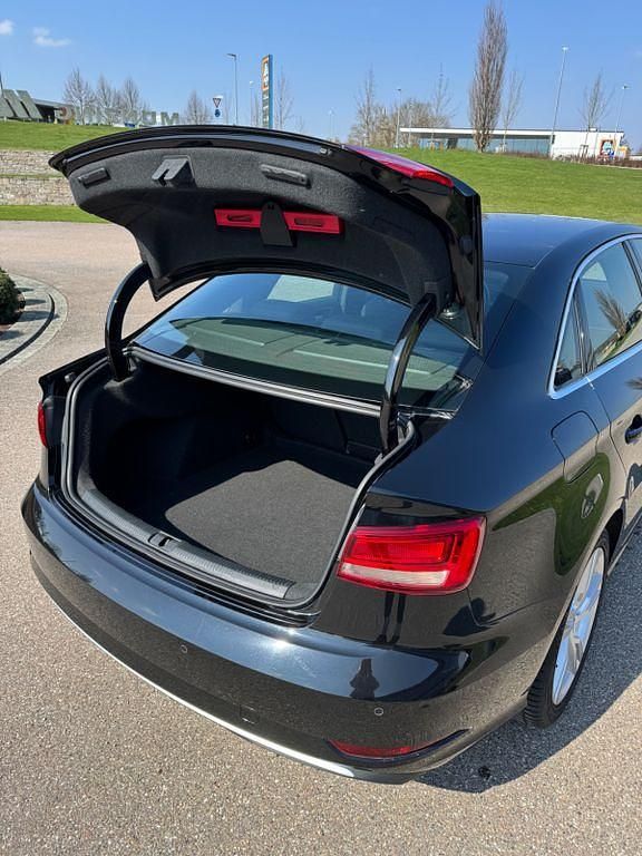 Gebraucht Audi A3 Design 150 PS (110 kW) 2019 Schwarz Limousine