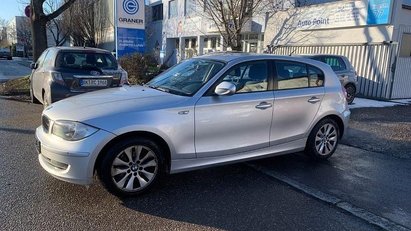 Gebraucht BMW 116 Advantage 122 PS (89 kW) 2010 Silber Kleinwagen