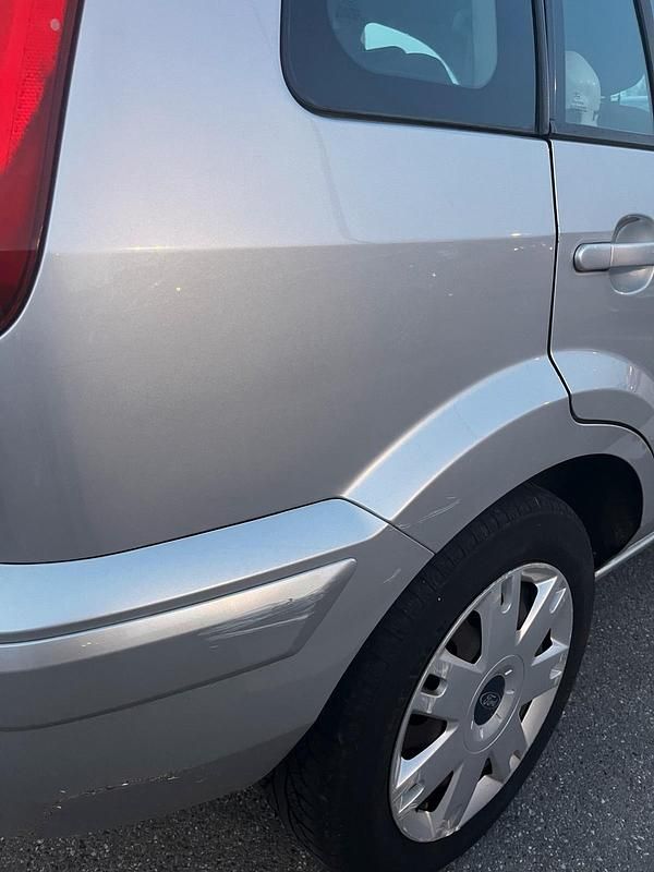 Gebraucht Ford Fusion 70 PS (51 kW) 2008 Kleinwagen