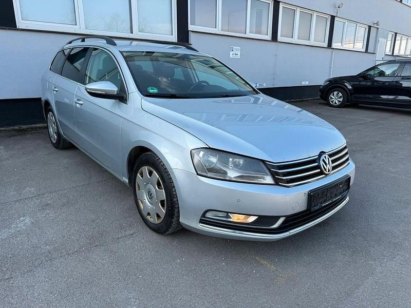 Gebraucht VW Passat 140 PS (102 kW) 2014 Silber Kombi