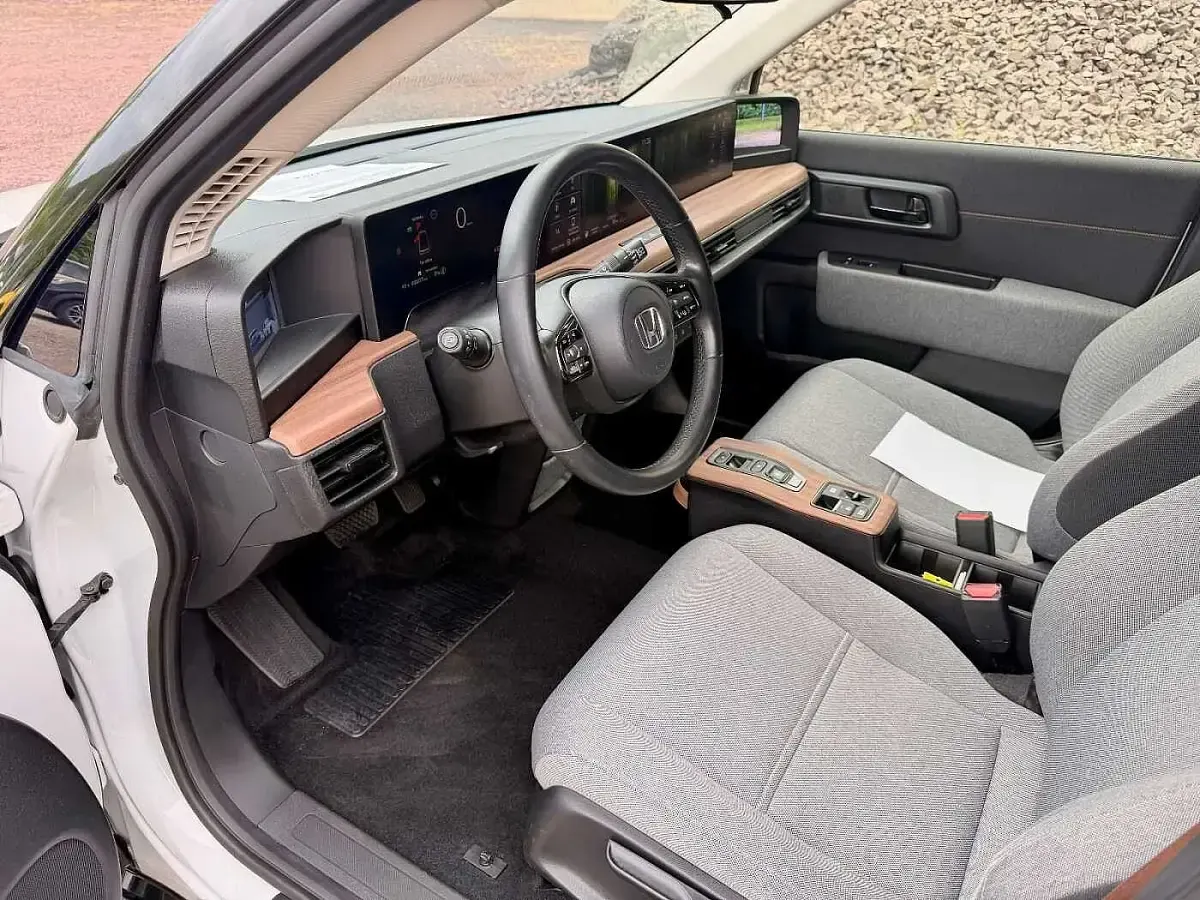 Gebraucht Honda e 100 kW (136 PS) 2021 Weiß Kleinwagen