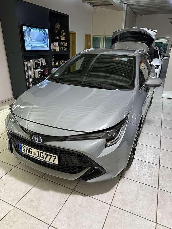Gebraucht Toyota Corolla Team 122 PS (89 kW) 2021 Kombi