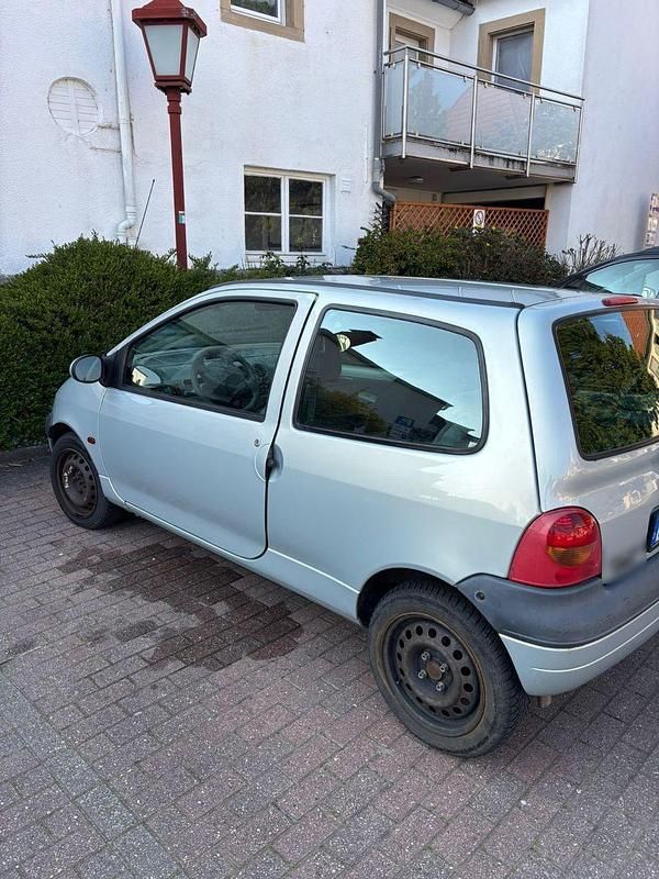 Gebraucht Renault Twingo Authentique 58 PS (42 kW) 2002 Grau Kleinwagen