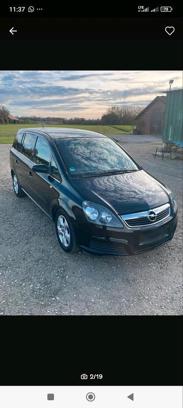 Schwarz Gebraucht 2005 Opel Zafira Van / Kleinbus | 1.995 € - Bild 1/4