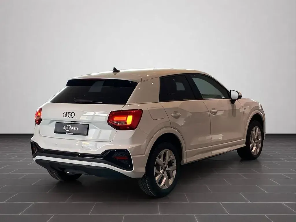 Neu Audi Q2 S-Line 150 PS (110 kW) 2026 Weiß SUV
