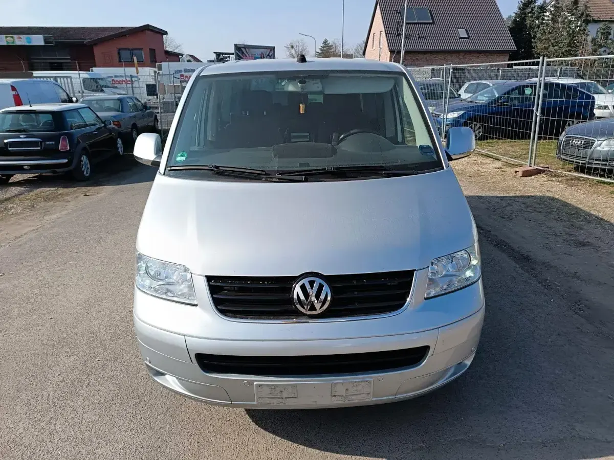 Gebraucht VW Multivan Comfortline 131 PS (96 kW) 2006 Silber Van / Kleinbus