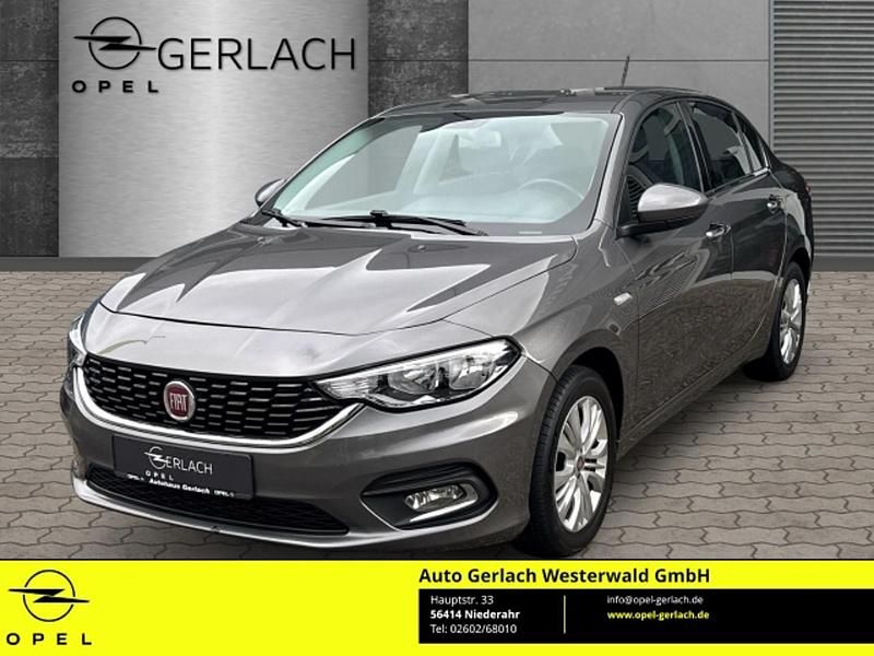 Grau Gebraucht 2016 Fiat Tipo Easy Kleinwagen | 6.900 € (Fairer Preis) - Bild 1/1