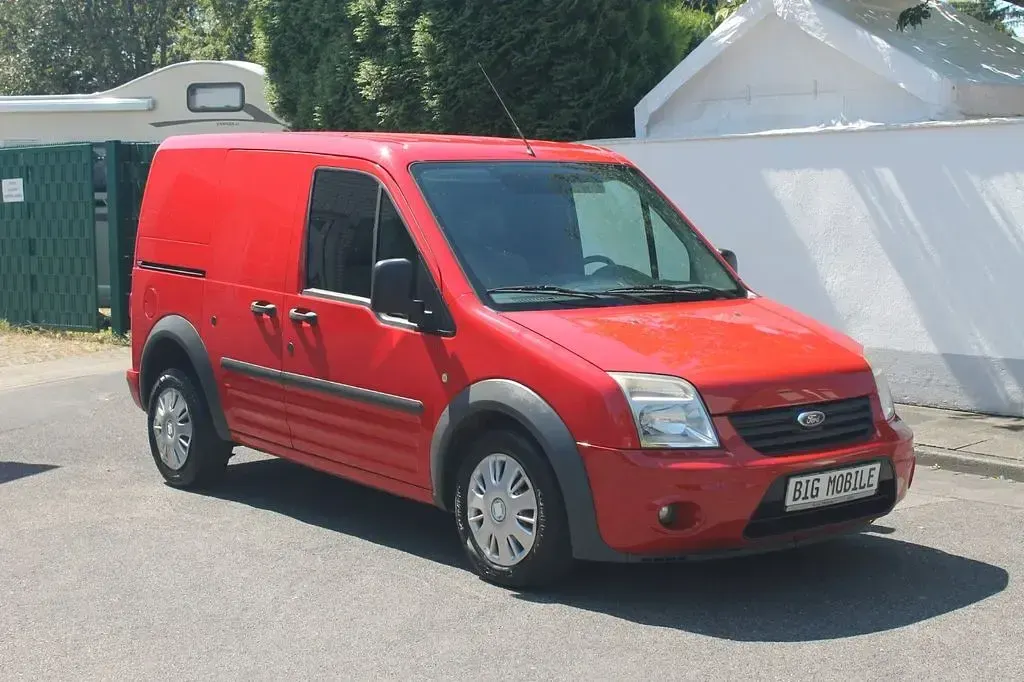 Używany Ford Transit Connect Trend 90 KM (66 kW) 2013 Czerwony Minivan
