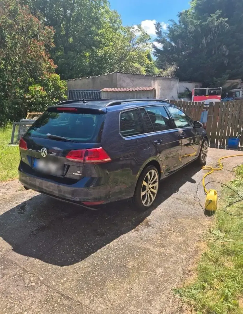 Gebraucht VW Golf VII 105 PS (77 kW) 2014 Blau Kombi
