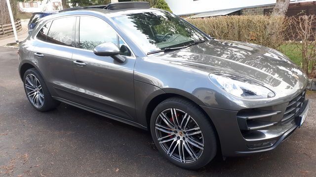 Grau metallic Gebraucht 2014 Porsche Macan Turbo SUV | 54.400 € - Bild 1/4