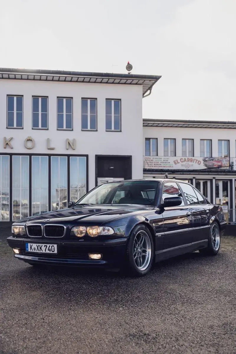 Gebraucht BMW 740 M Performance 245 PS (180 kW) 2001 Blau Limousine