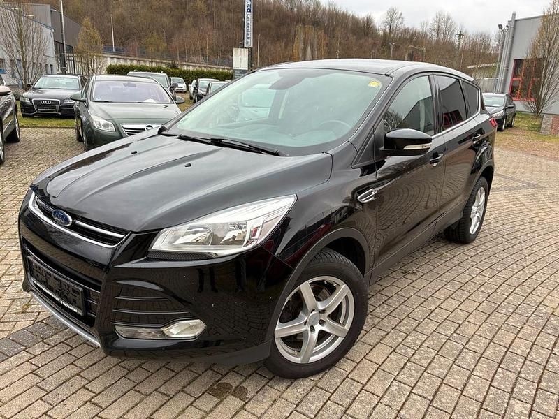 Gebraucht Ford Kuga Titanium 150 PS (110 kW) 2016 Schwarz SUV